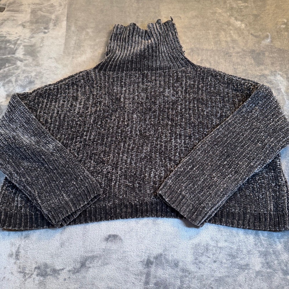 Blank NYC Charcoal Grey Chenille Ribbed Turtleneck Cropped Sweater Womens‎ Small